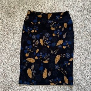 LuLaRoe Cassie skirt